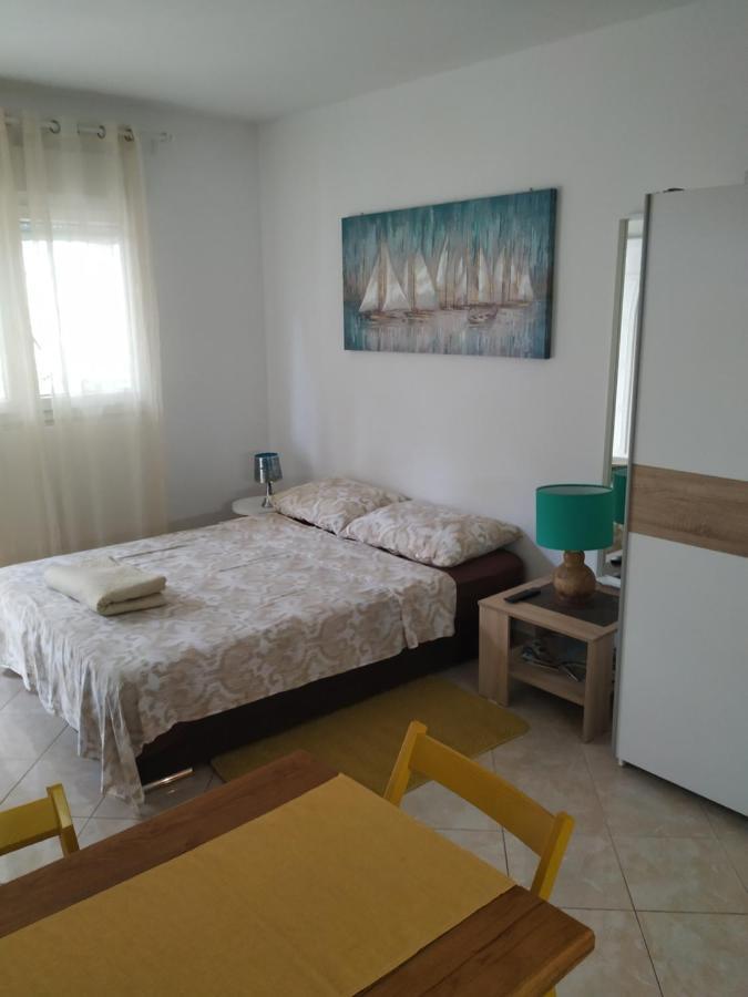 Studio Apartman Violeta II - 50M From The Beach Traù Esterno foto