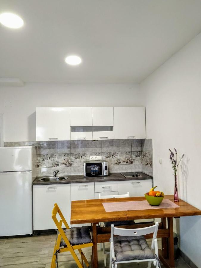 Studio Apartman Violeta II - 50M From The Beach Traù Esterno foto